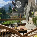 Apartment Hideaway - And The Via Lattea *