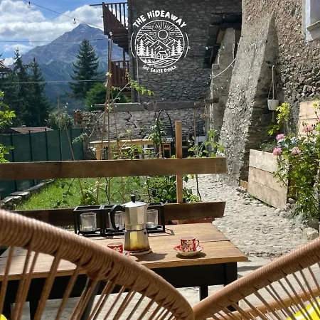 The Hideaway - And The Via Lattea Apartment