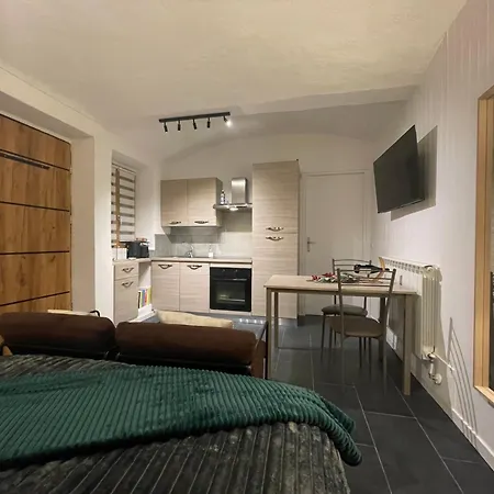 The Hideaway - And The Via Lattea Apartment